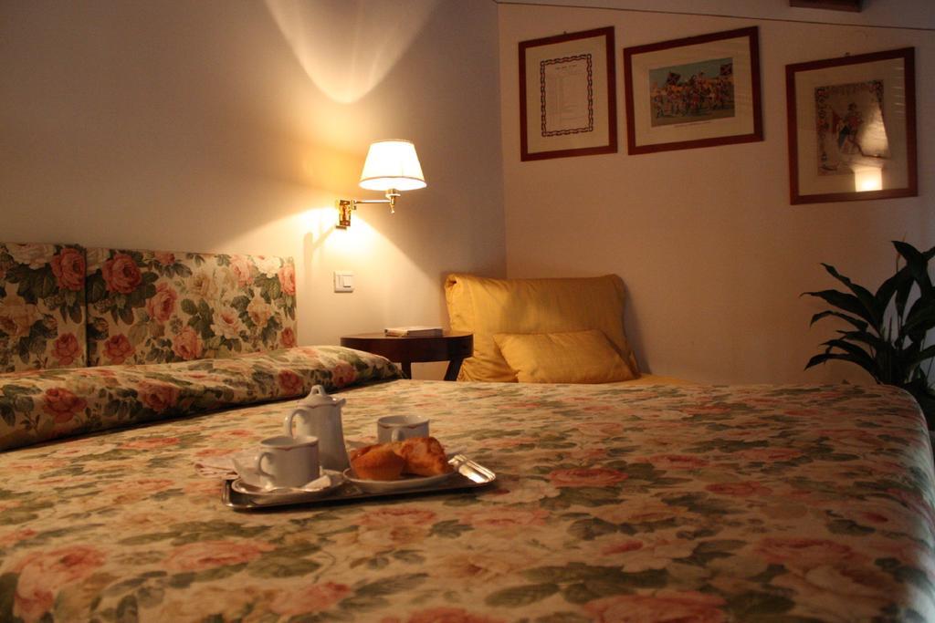 Hotel Santa Caterina Siena Esterno foto